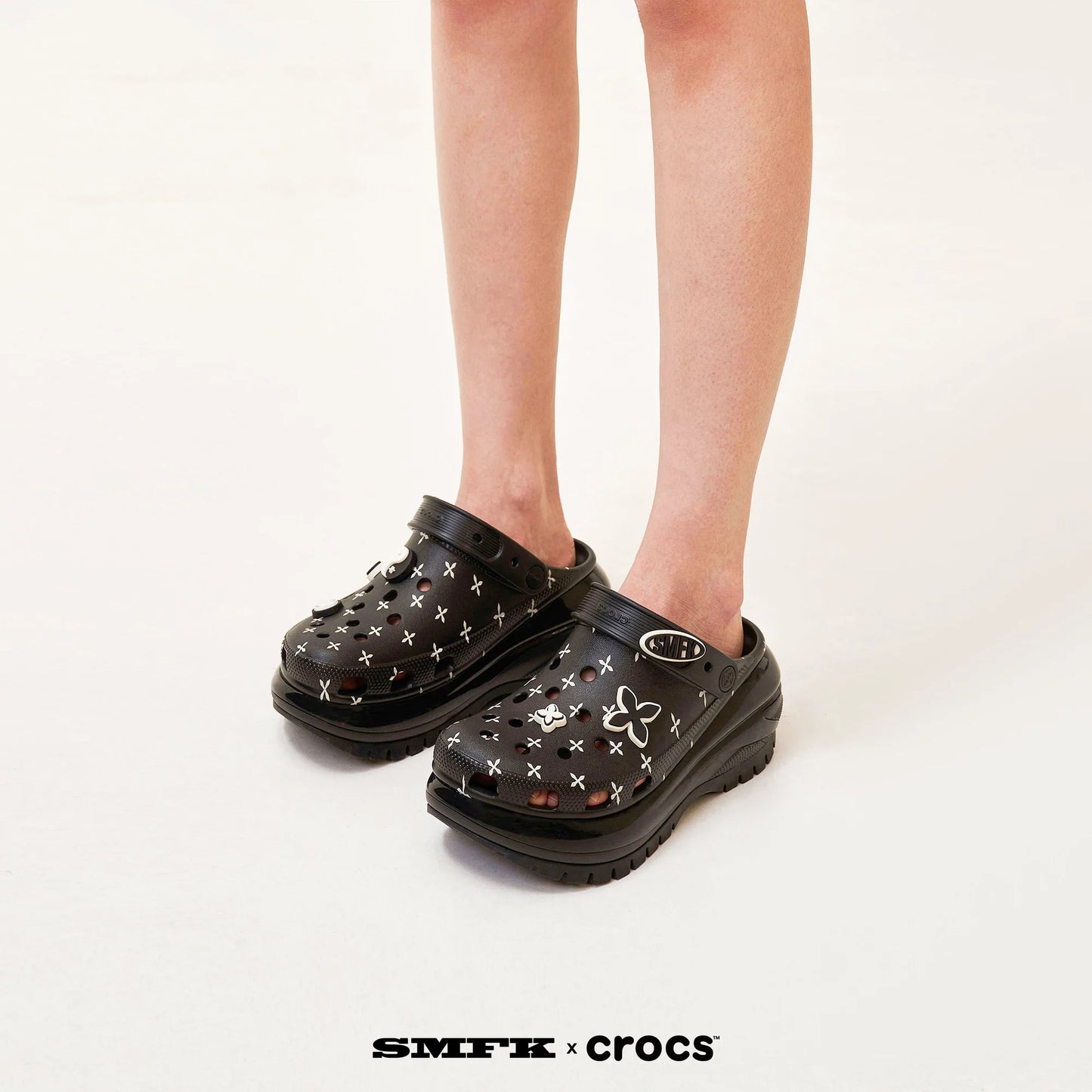 SMFK x Crocs Joint Collection Light Wheel Hole Shoes/Spotted Black